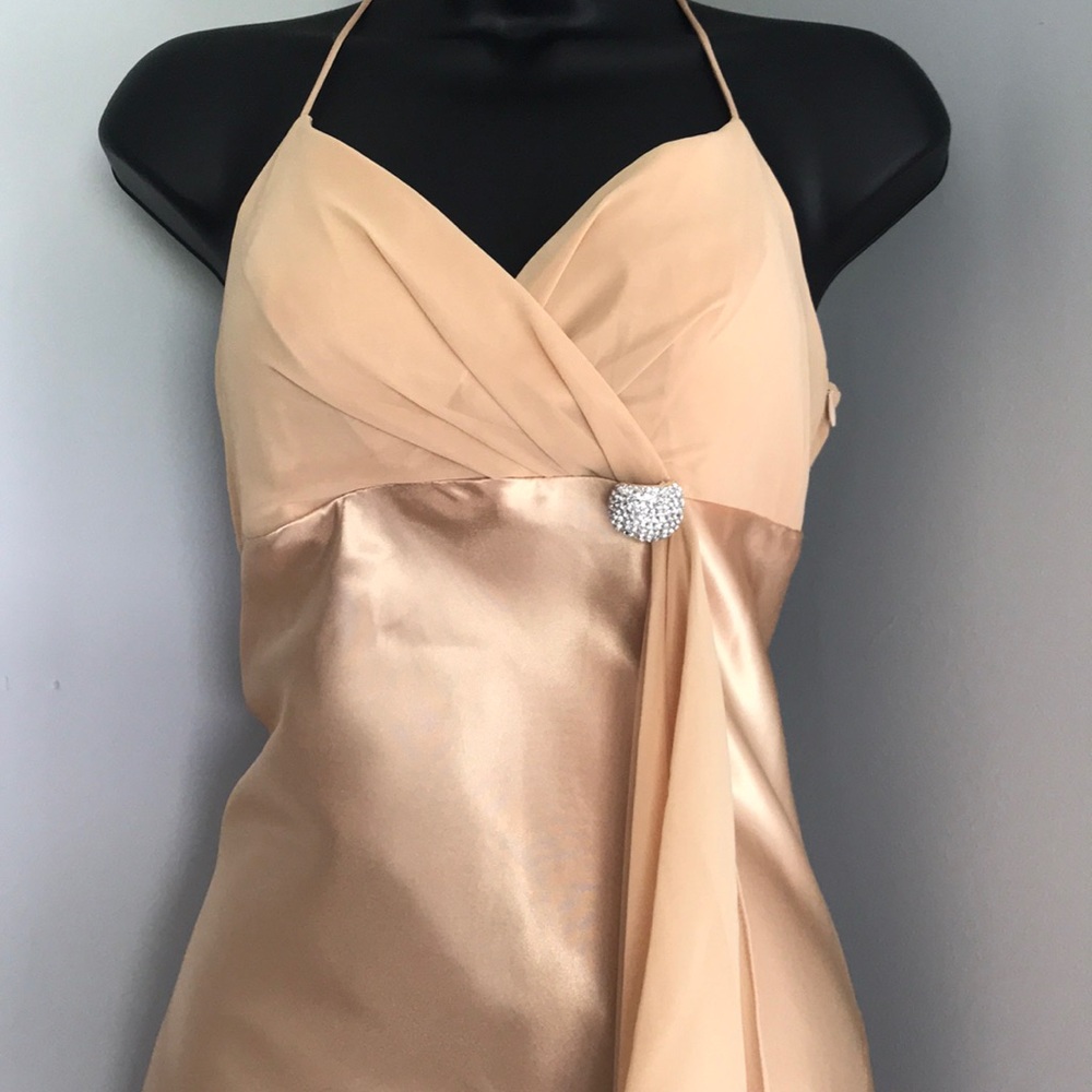 Dress - Picture 2 of 7